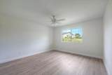 1014 Plover Way - Photo 16