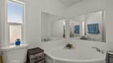 1501 Avenue I - Photo 18
