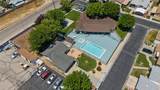 1501 Avenue I - Photo 8