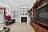 832 Trinity - Photo 11