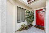 832 Trinity - Photo 5