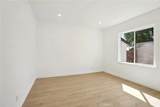 13907 Wyandotte Street - Photo 16