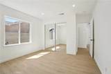 13907 Wyandotte Street - Photo 17
