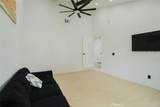 9942 Hanna Avenue - Photo 5