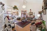 933 La Salle Circle - Photo 11