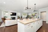 205 Mantle - Photo 14