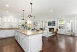 205 Mantle - Photo 8