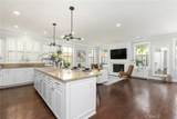 205 Mantle - Photo 9