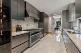 7 Sailview - Photo 32