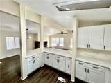 950 California - Photo 11