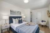 1011 Knowles Ave - Photo 12