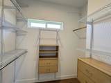 1011 Knowles Ave - Photo 31