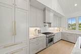 1054 Isabella Avenue - Photo 10