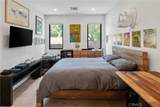 21641 Mulholland Drive - Photo 22