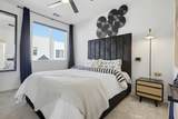 104 Restore - Photo 16