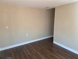 15219 Wyandotte - Photo 17