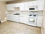 15219 Wyandotte - Photo 10