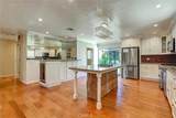 16670 Moorpark - Photo 9