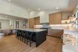 8960 Oak Park Avenue - Photo 14