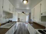 279 Moss St - Photo 8