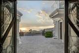 8 Saint Tropez - Photo 7