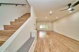 1701 Neil Armstrong - Photo 5