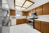 570 14th - Photo 4