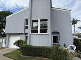 1074 Isabella Avenue - Photo 2