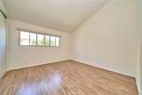 1701 Neil Armstrong - Photo 17