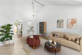 672 La Quinta Drive - Photo 4