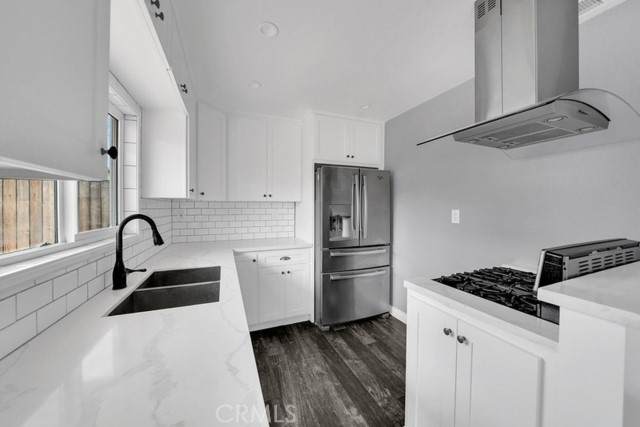 1865 Lewis Avenue - Photo 1