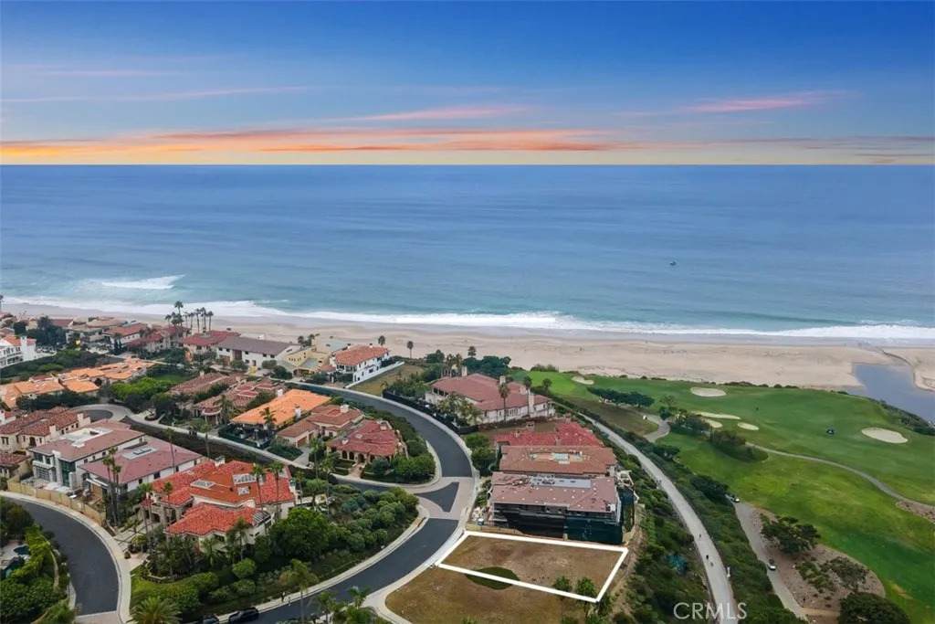 14 Ritz Cove - Photo 1