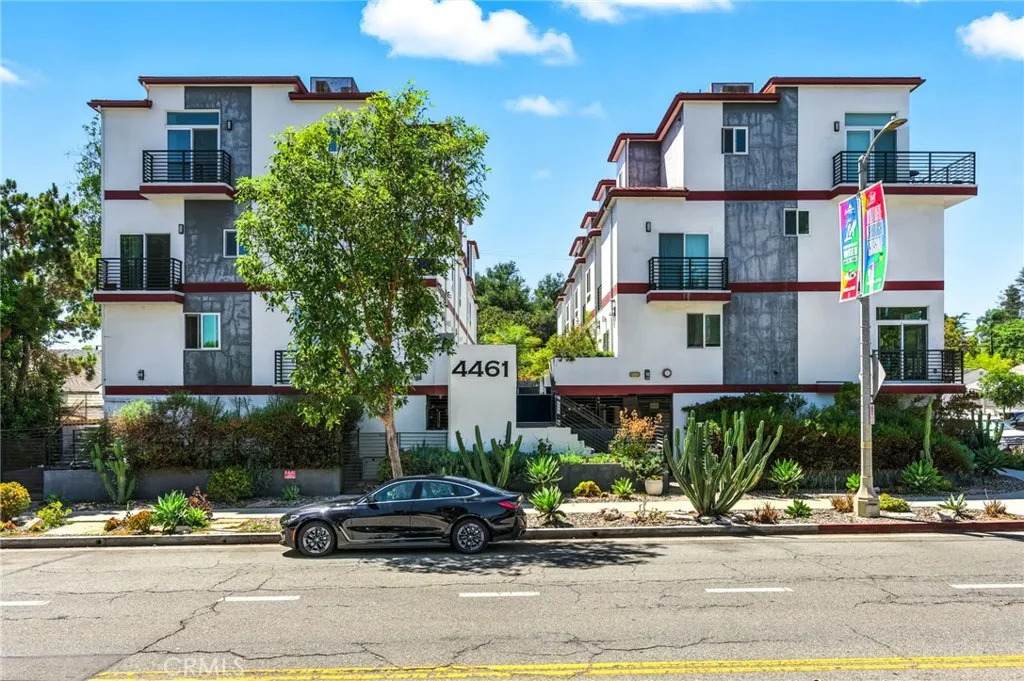 4461 Tujunga Avenue - Photo 1