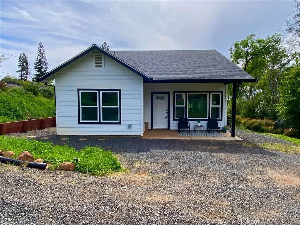 319 Redbud Drive - Photo 1