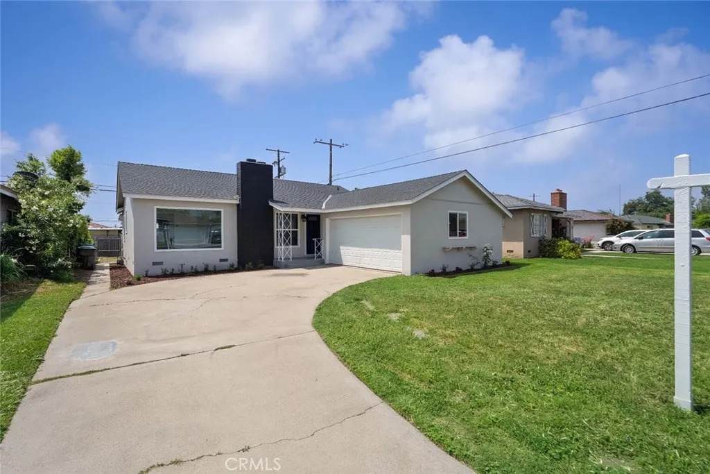 1233 Oakhurst Drive - Photo 1