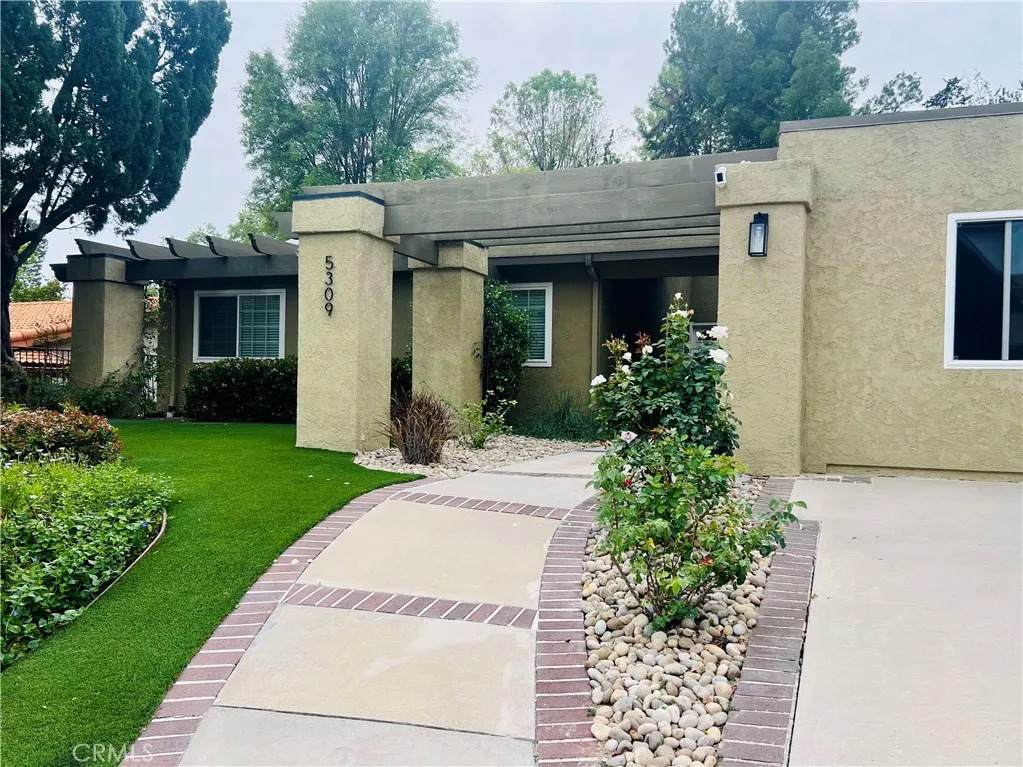 5309 Lockhurst Drive - Photo 1