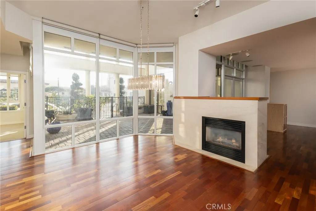 https://bt-photos.global.ssl.fastly.net/sandiego/orig_boomver_11_306317827-1.jpg