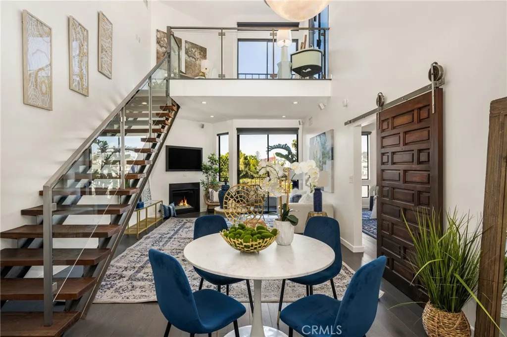 660 Sweetzer Avenue - Photo 1