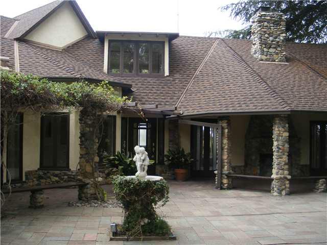 1145 Eucalyptus Avenue, Vista, CA 92084 (#120045885) :: The Marelly Group | Realty One Group