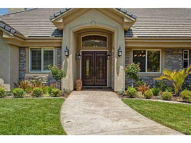 5748 Lake Vista Drive, Bonsall, CA 92003 (#130000971) :: The Marelly Group | Realty One Group