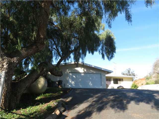 2050 Aloha Lane, Vista, CA 92084 (#130005499) :: The Marelly Group | Realty One Group
