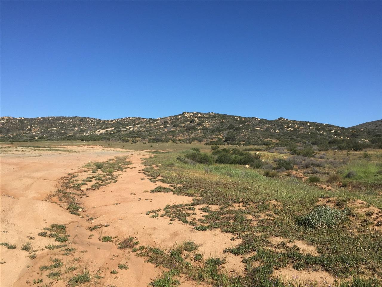 652-110-04-00 Tecate - Photo 1