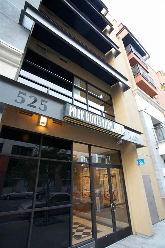 525 11Th Ave - Photo 1