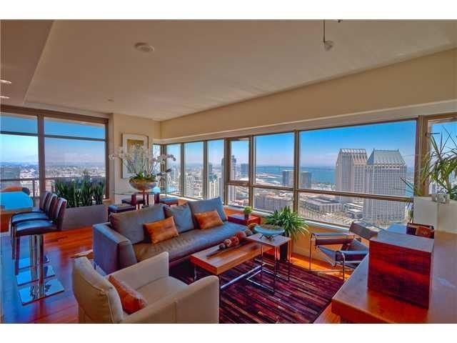 700 West E St - Photo 1