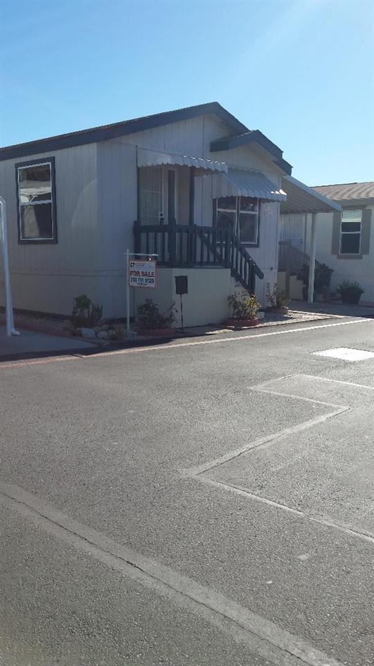 14091 Pomegranate Ave - Photo 1