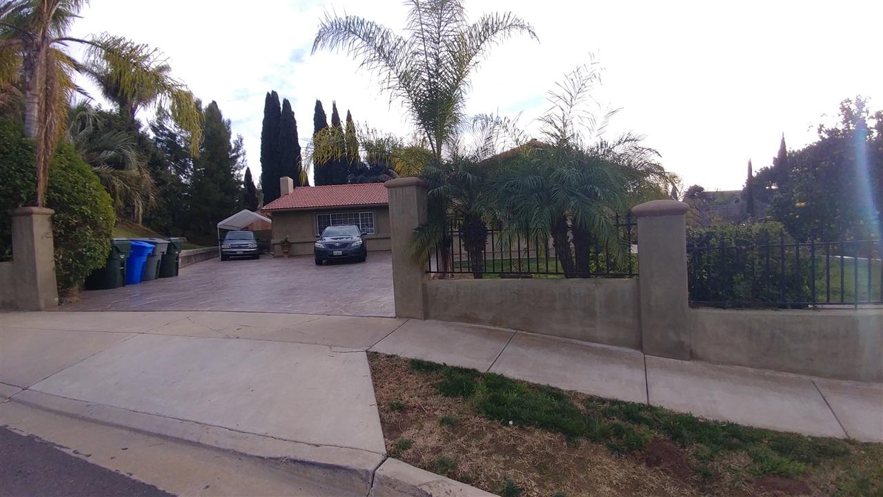 337 Rebecca Ave - Photo 1