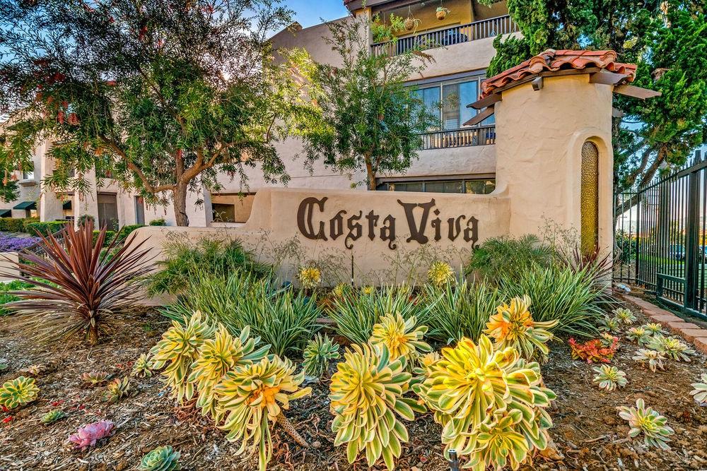2530 Clairemont Dr - Photo 1