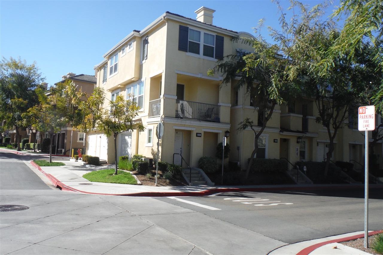 2711 Persimmon Court - Photo 1