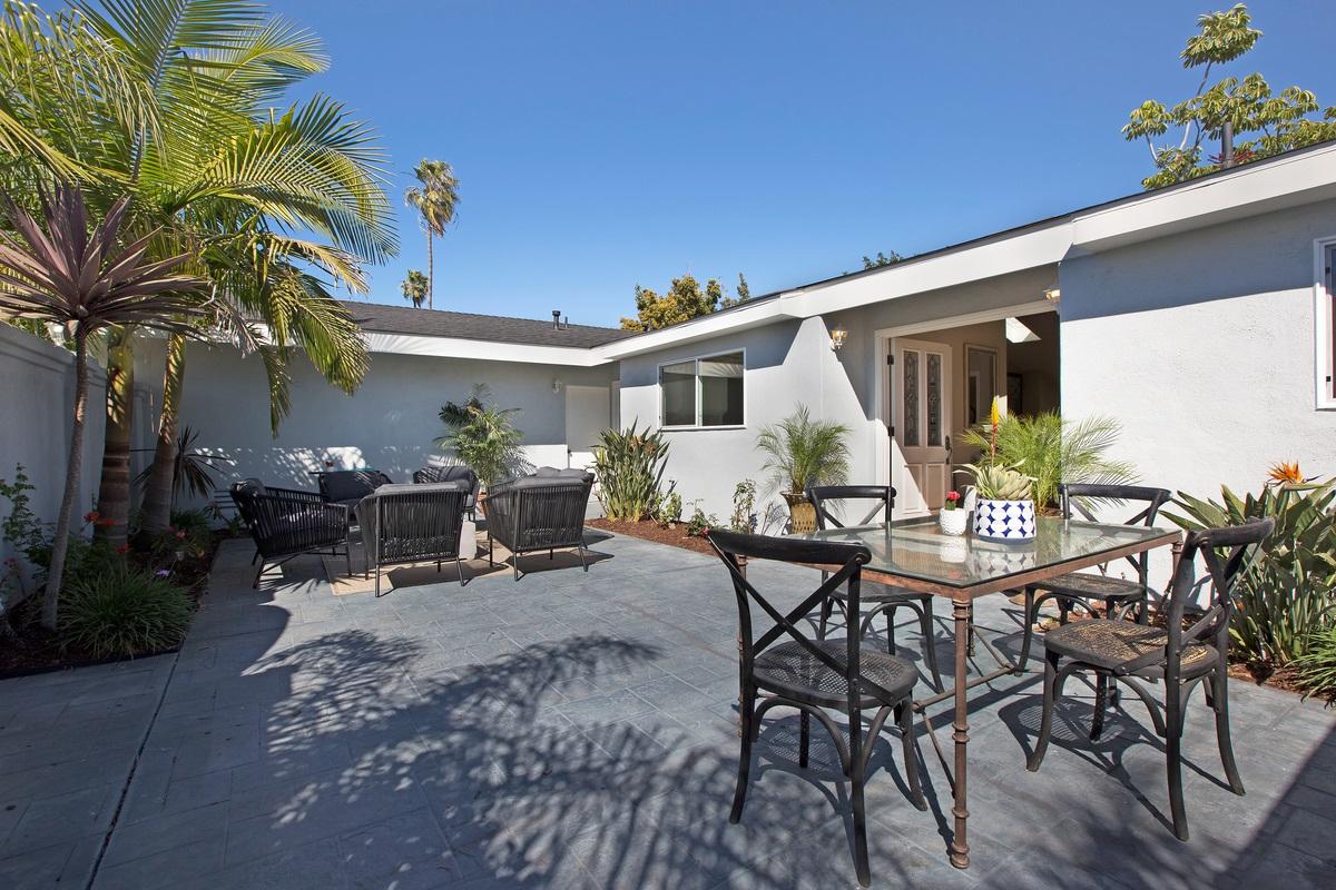 8911 Nottingham Place - Photo 1