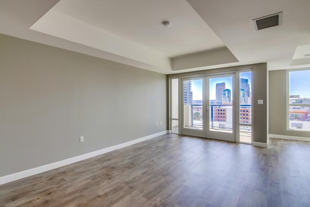 875 G Street - Photo 1